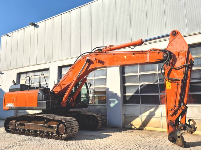 Hitachi ZX350LC-6