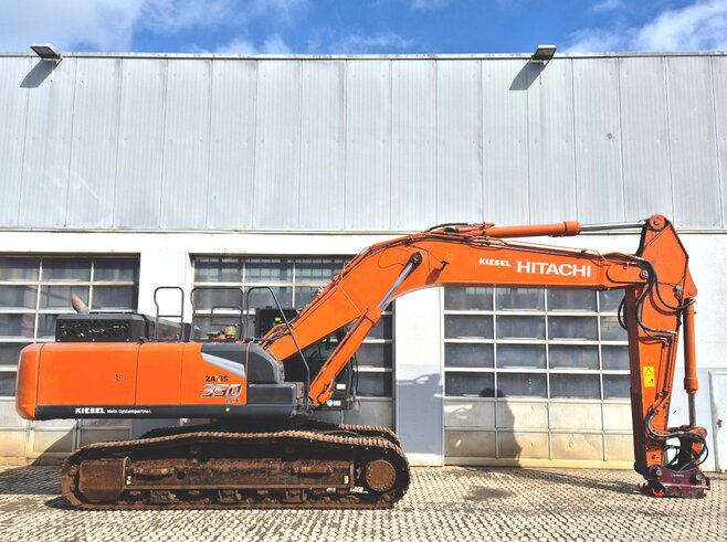 Hitachi ZX350LCN-7