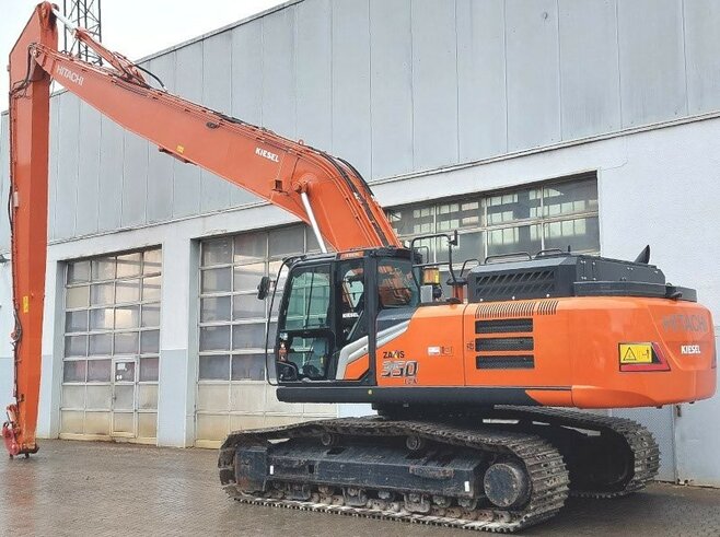 Hitachi ZX350LCN-7 20 m Longreach