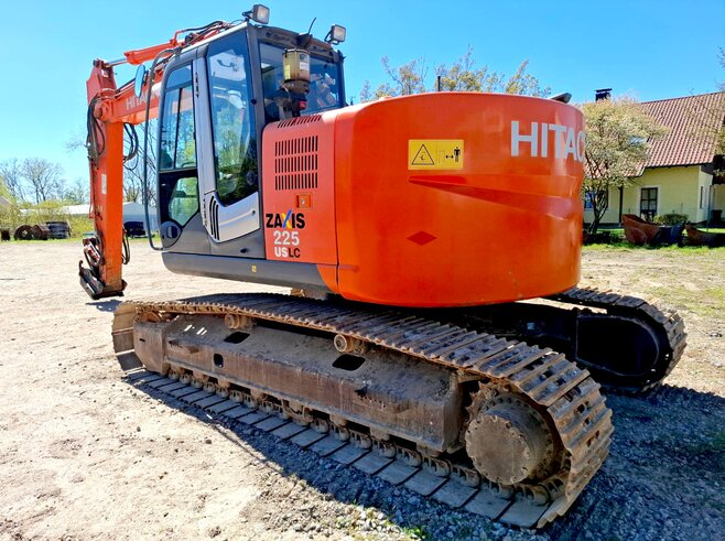 Hitachi ZX225USLC-3