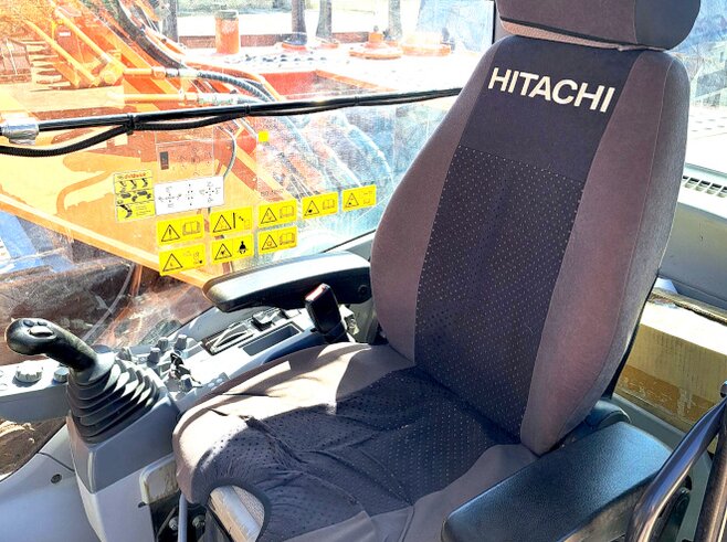 Hitachi ZX300LCN-6
