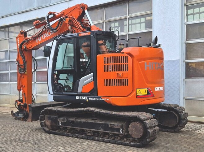 Hitachi ZX135US-7