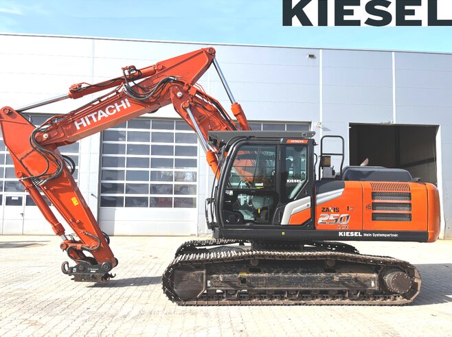 Hitachi ZX250LCN-7