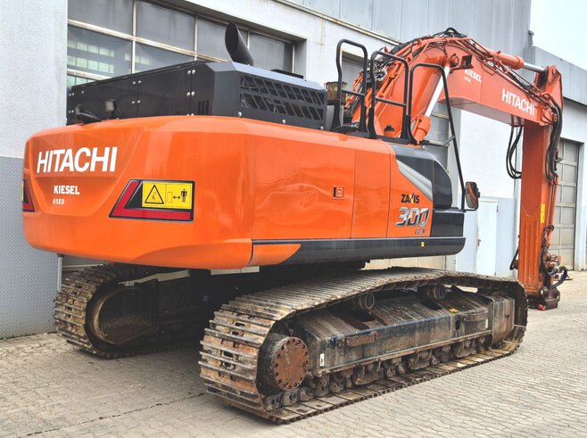 Hitachi ZX300LCN-7