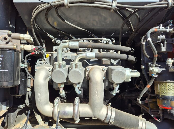 Hitachi ZX300LCN-7