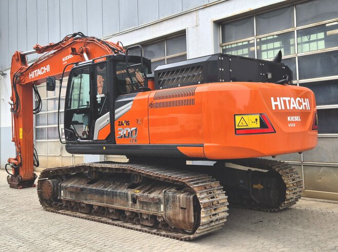Hitachi ZX300LCN-7