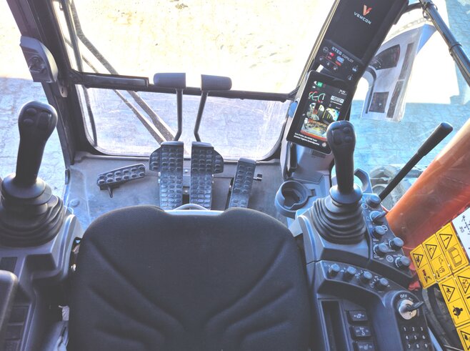 Hitachi ZX135US-7