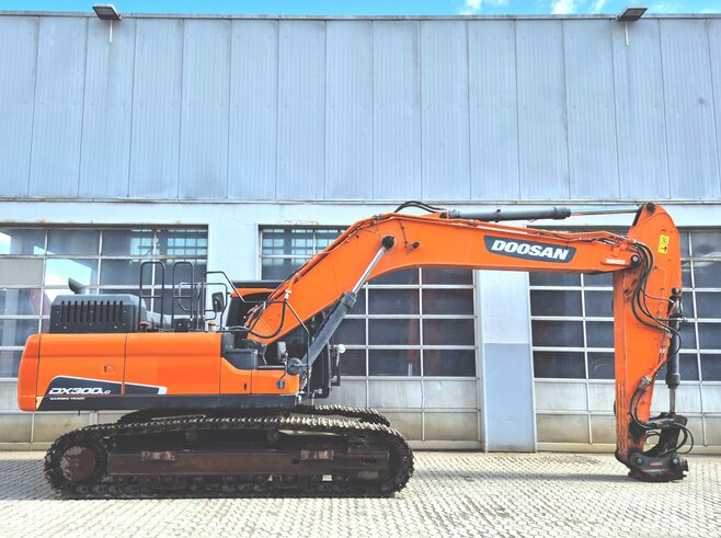 Doosan DX300LC-5
