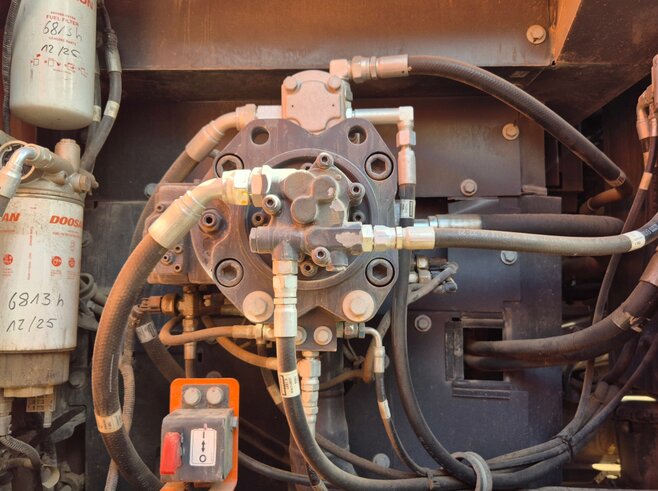 Doosan DX300LC-5