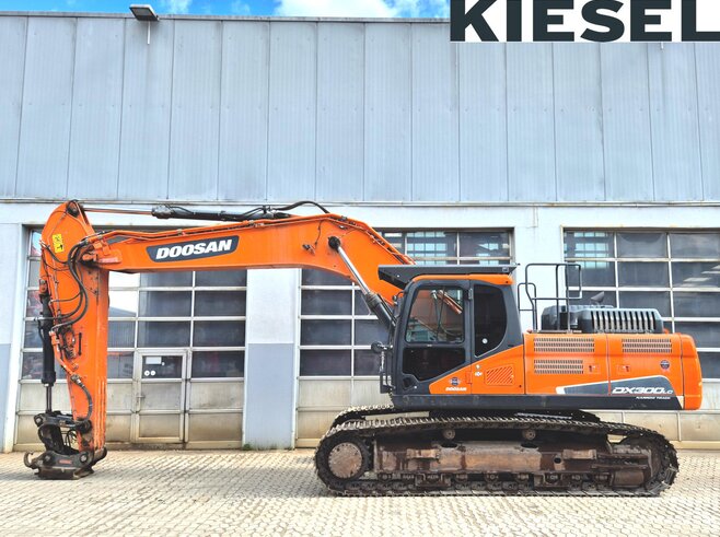 Doosan DX300LC-5