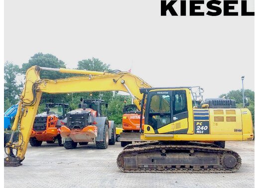 Komatsu PC240NLC-11