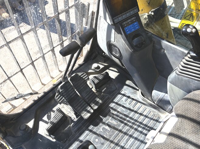 Komatsu PC800LC-8E0