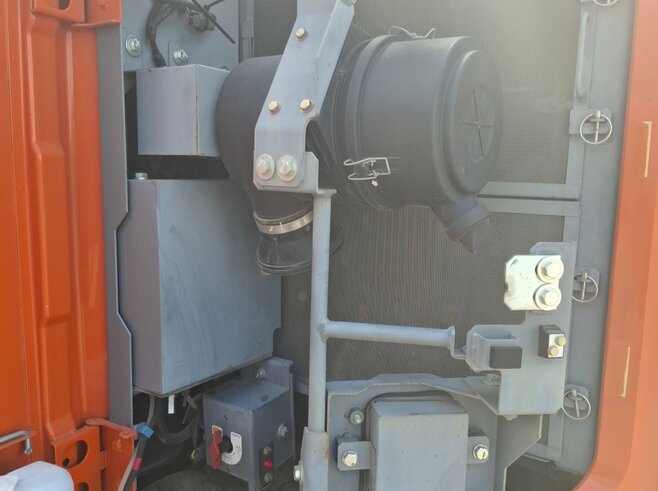 Hitachi ZX135US-7