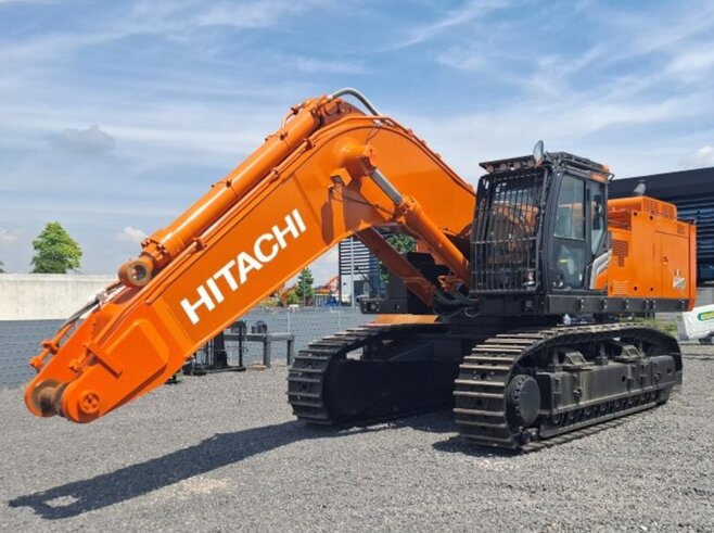 Hitachi ZX690LCH-7