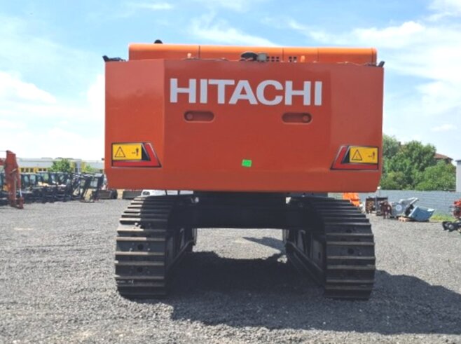 Hitachi ZX690LCH-7