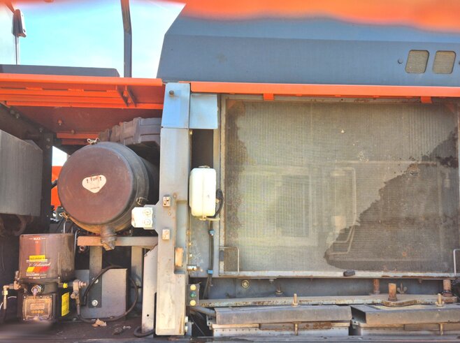Hitachi ZX300LC-6 + Demarec DXS-50