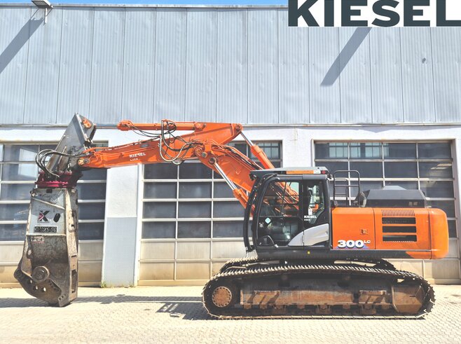 Hitachi ZX300LC-6 + Demarec DXS-50