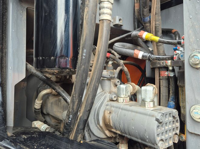 Hitachi ZX135US-6