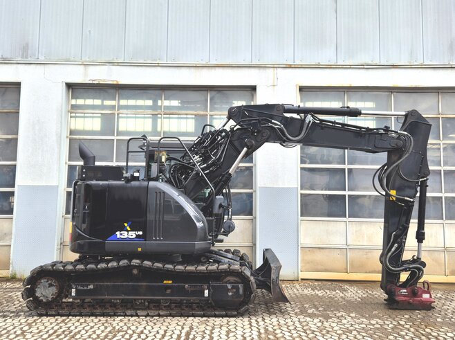 Hitachi ZX135US-6