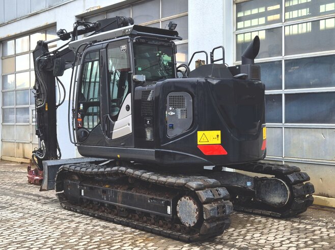 Hitachi ZX135US-6