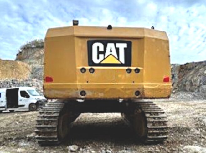 Caterpillar 374FL