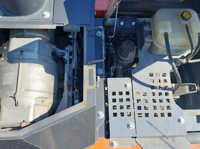 Hitachi ZX135US-6