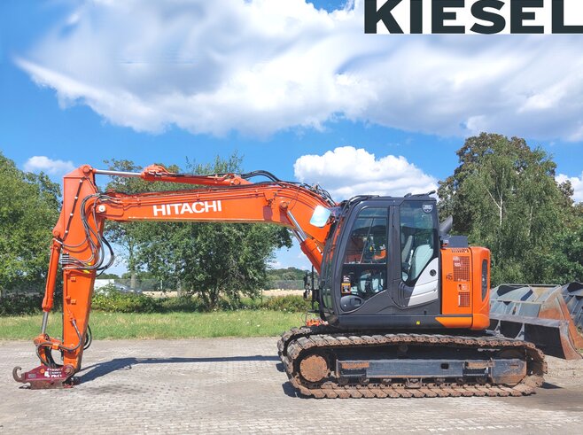Hitachi ZX135US-6