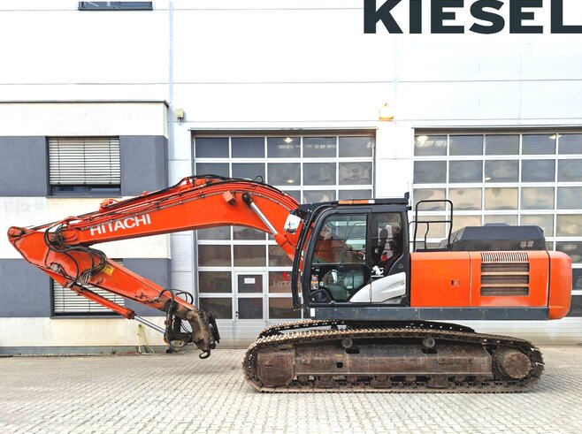 Hitachi ZX300LCN-6