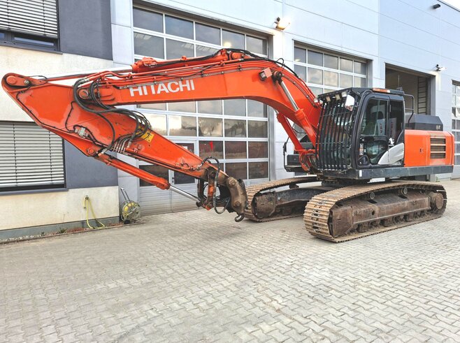 Hitachi ZX300LCN-6