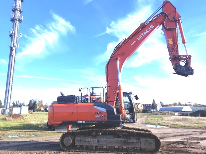 Hitachi ZX350LCN-7