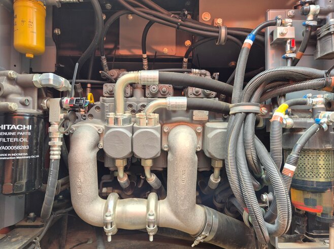 Hitachi ZX250LCN-7
