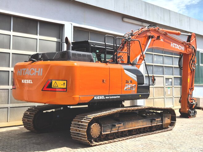 Hitachi ZX250LCN-7