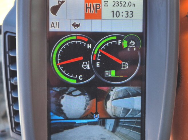 Hitachi ZX135US-6