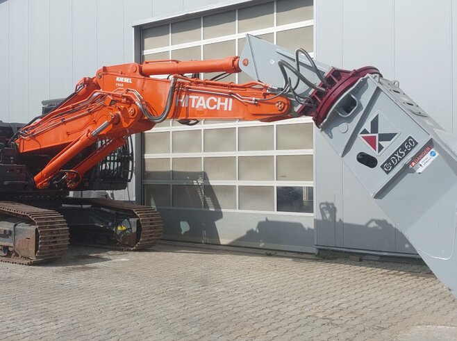 Hitachi ZX350LCN-7 + Demarec DXS-60