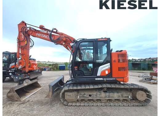 Hitachi ZX135US-7