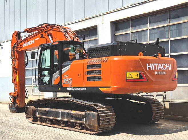 Hitachi ZX350LCN-7