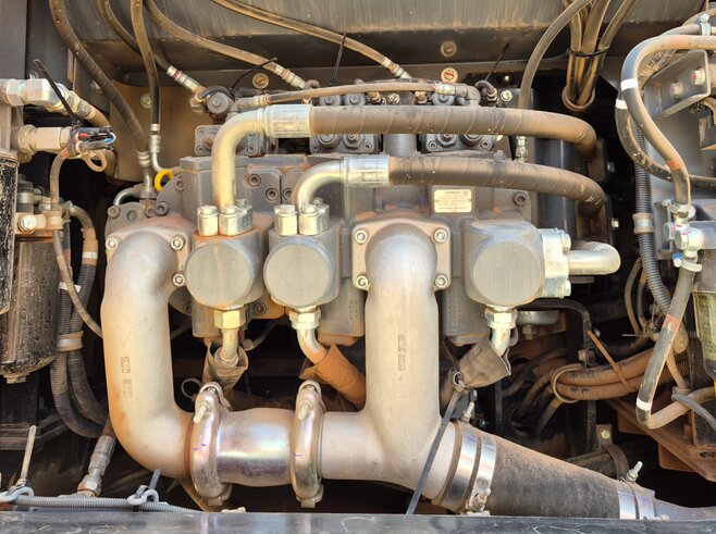 Hitachi ZX350LCN-7