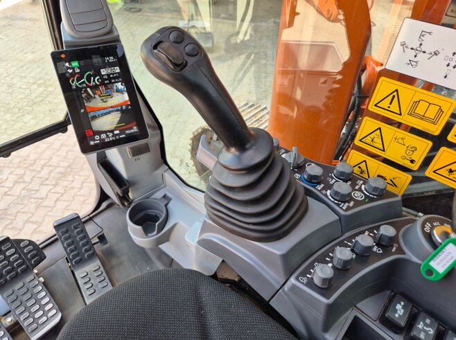 Hitachi ZX350LCN-7
