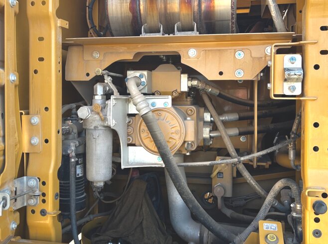 Caterpillar 326F
