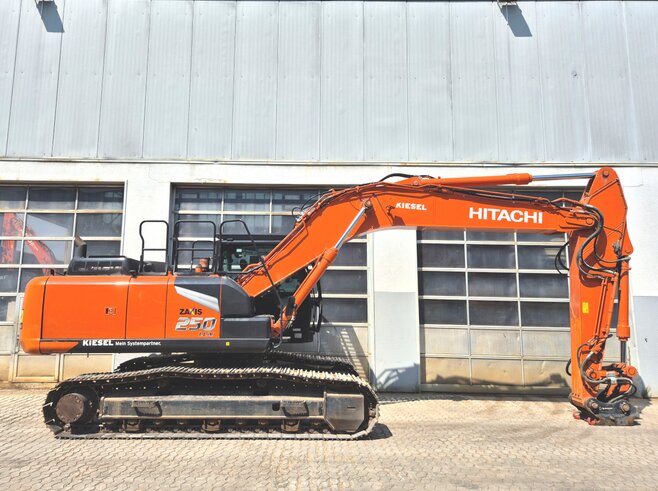 Hitachi ZX250LCN-7