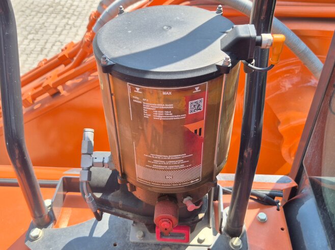 Hitachi ZX250LCN-7