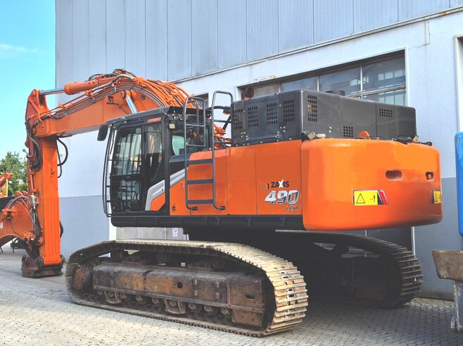 Hitachi ZX490LCH-7