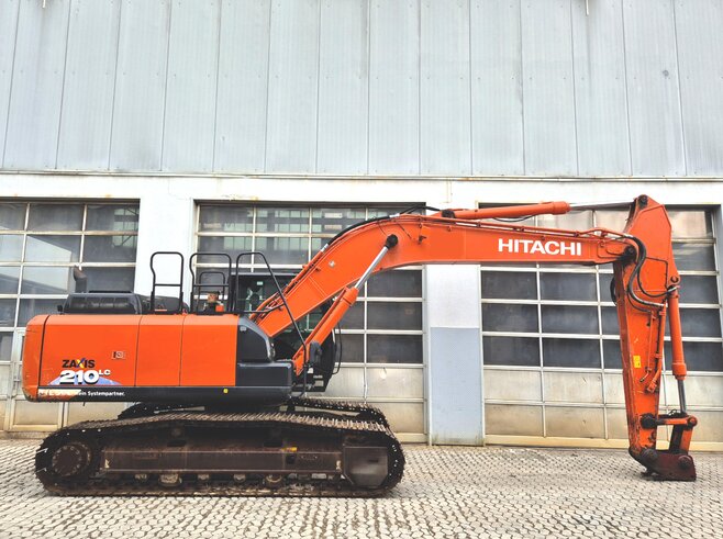 Hitachi ZX210LC-6