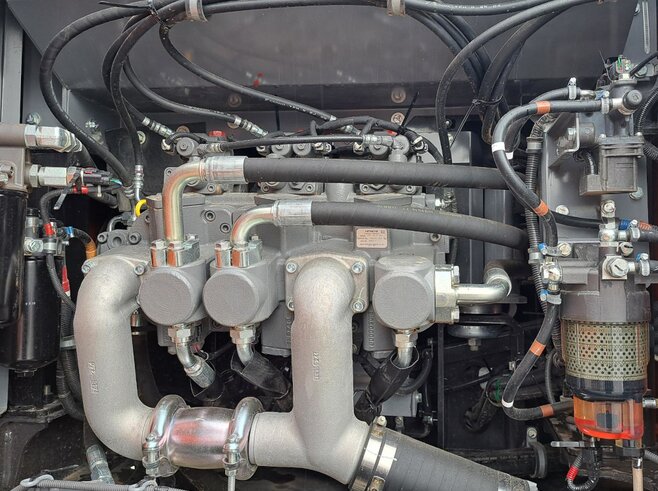 Hitachi ZX300LCN-7