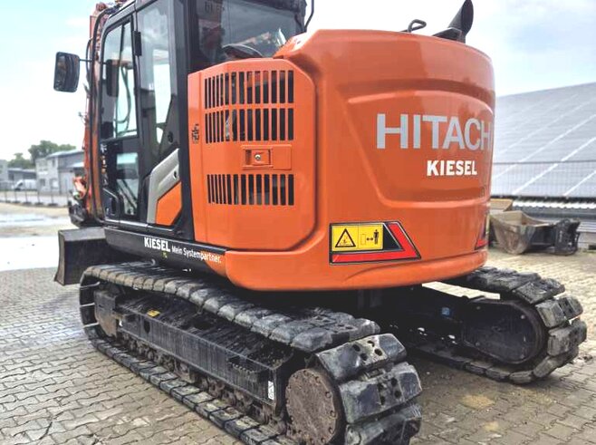 Hitachi ZX135US-7