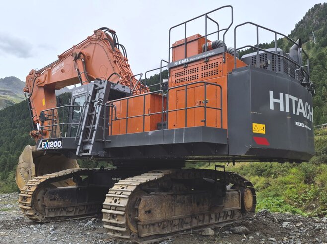 Hitachi EX1200-7