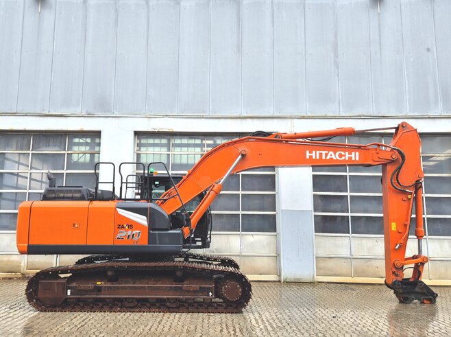 Hitachi ZX210LC-7