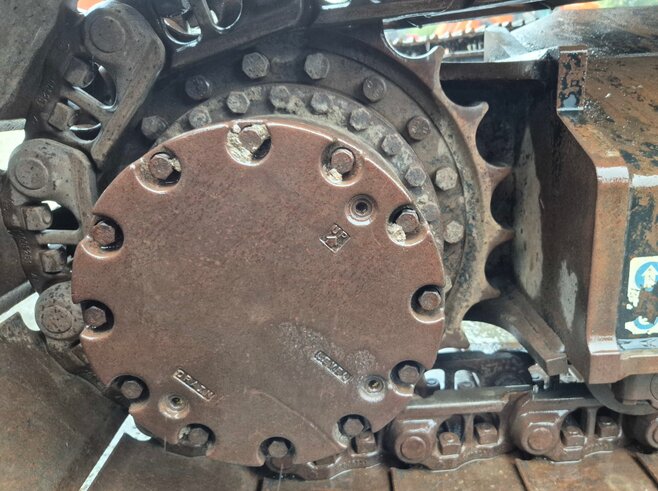 Hitachi ZX210LC-7