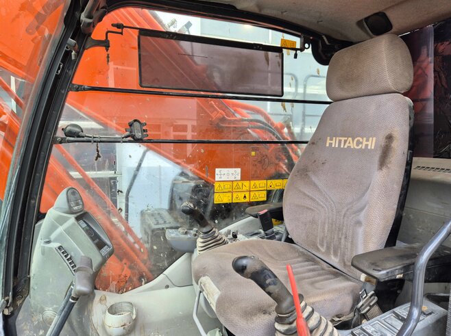 Hitachi ZX350LCN-6