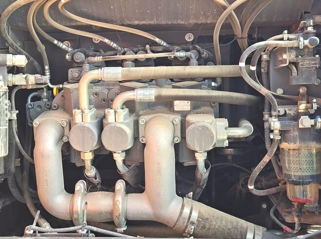 Hitachi ZX300LCN-7